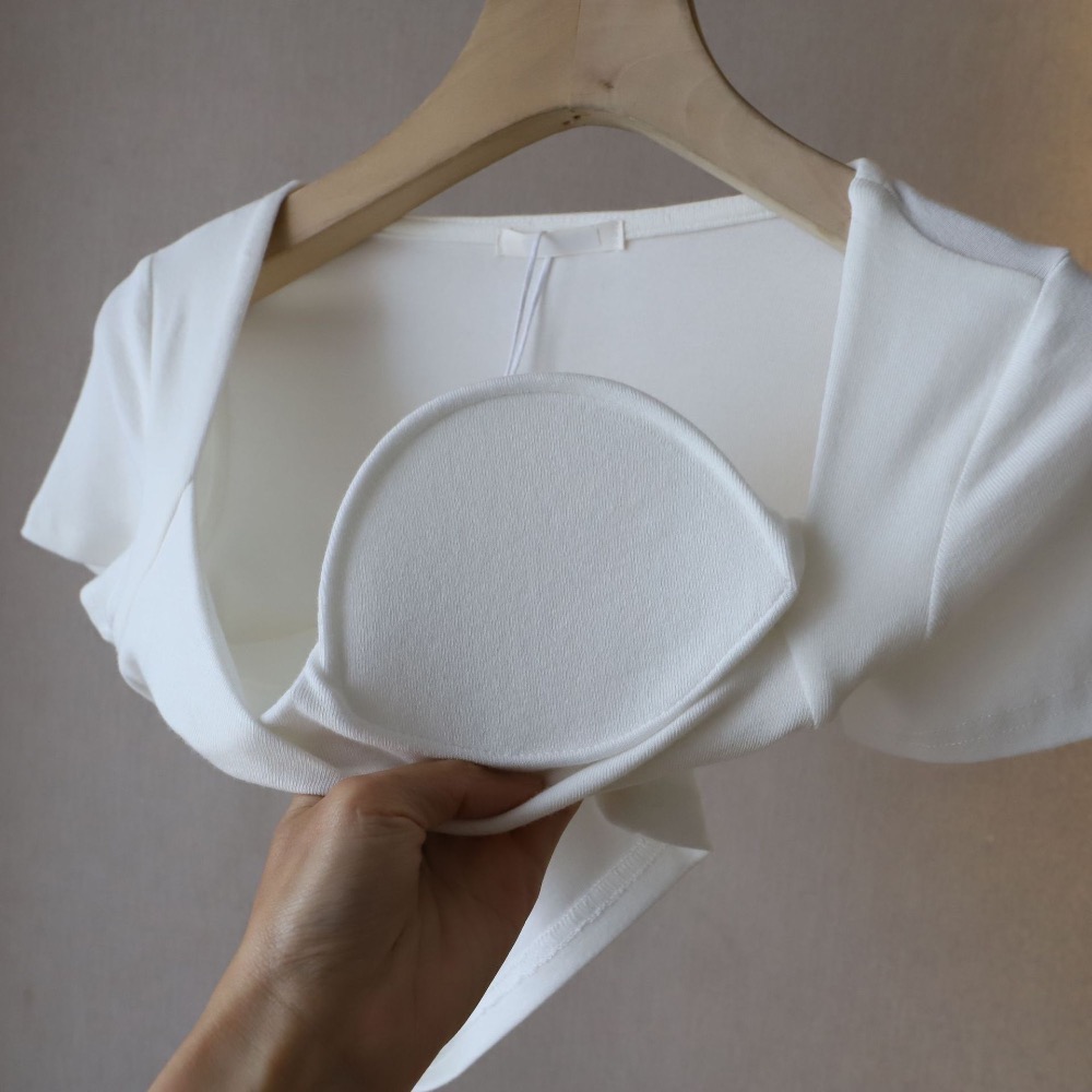 MaxBeauty 極致。美 自帶杯墊方領短袖上衣 高彈力 高質感 棉 百搭 挺版 性感鎖骨 BRATOP免穿內衣Z49-細節圖8