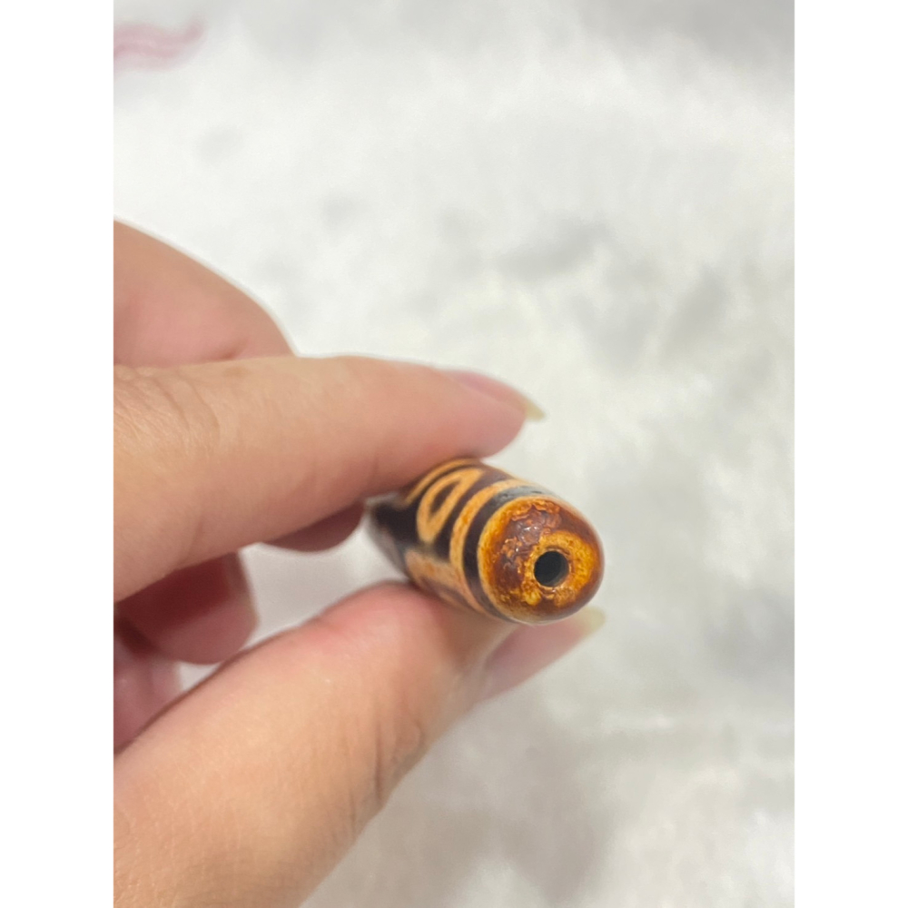 九眼天珠帝王天珠、珠砂天珠整顆爆滿硃砂點大顆九眼天珠珍稀西藏老天珠