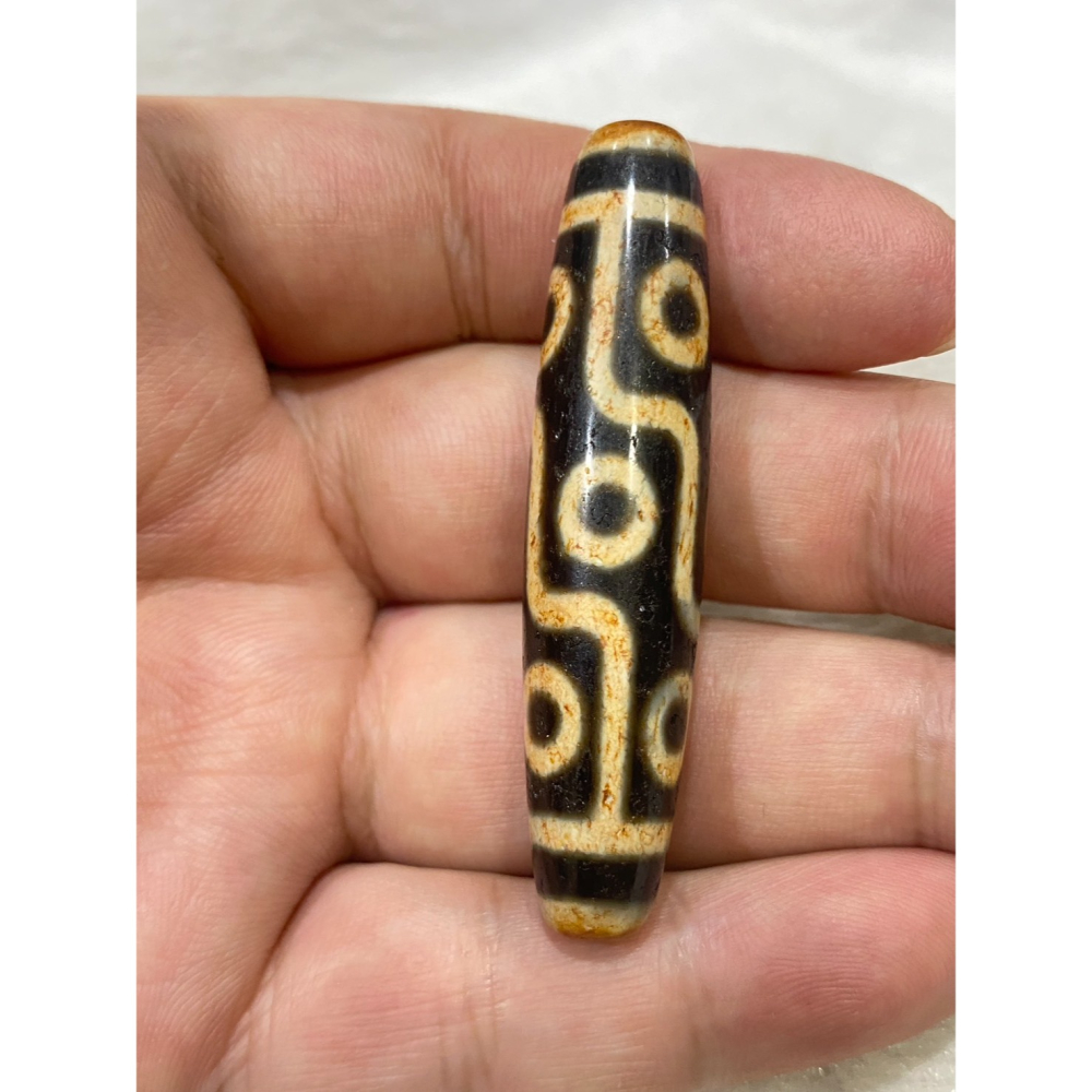 九眼天珠帝王天珠、 整顆爆滿硃砂點大顆九眼天珠珍稀西藏老天珠肉眼