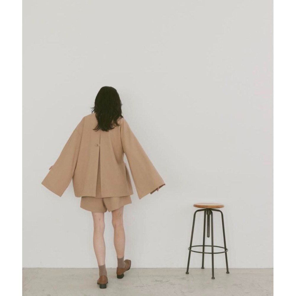 moi tytto 褐色開袖斗篷西裝外套 日牌正品 二手日牌-細節圖4