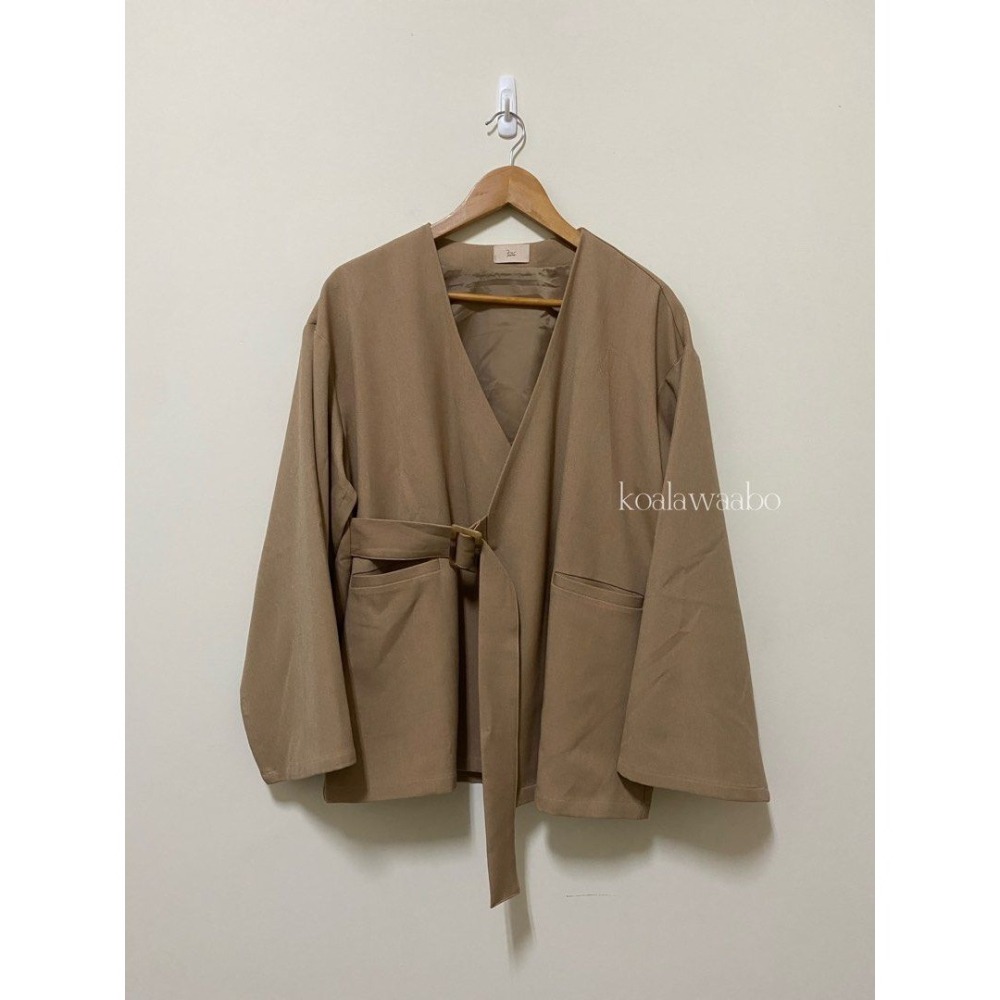 moi tytto 褐色開袖斗篷西裝外套 日牌正品 二手日牌-細節圖7