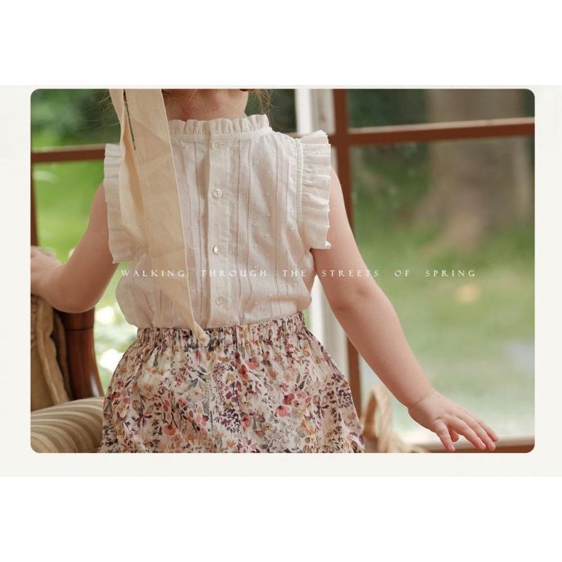 台灣賣家快速出貨🇹🇼女童夏裝 飛袖襯衫 泡泡褲 麵包褲套裝新款時尚寶寶 短袖衣服 兒童韓版短褲兩件套裝-細節圖5