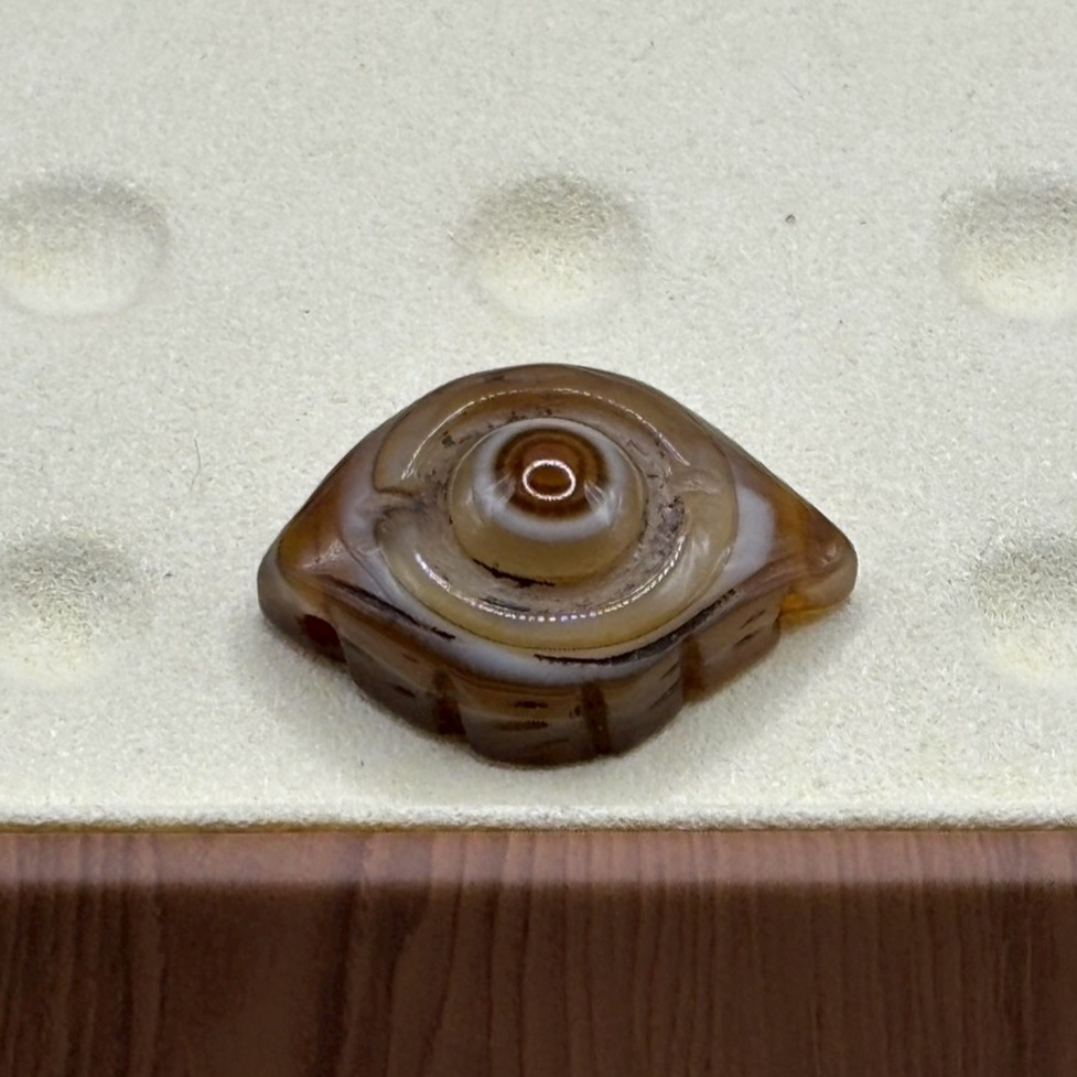 DIY 手作系列 天然原礦雕刻 紅天眼 招財小天眼 一葉成名 老雕刻 雕刻天珠 老礦石 老珠 九頁岩 天然西藏原礦-細節圖11