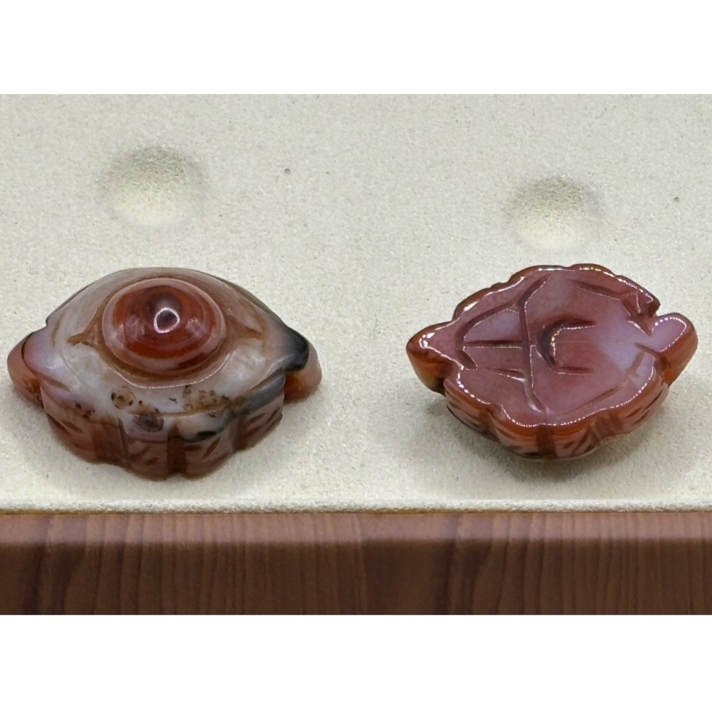 DIY 手作系列 天然原礦雕刻 紅天眼 招財小天眼 一葉成名 老雕刻 雕刻天珠 老礦石 老珠 九頁岩 天然西藏原礦-規格圖11