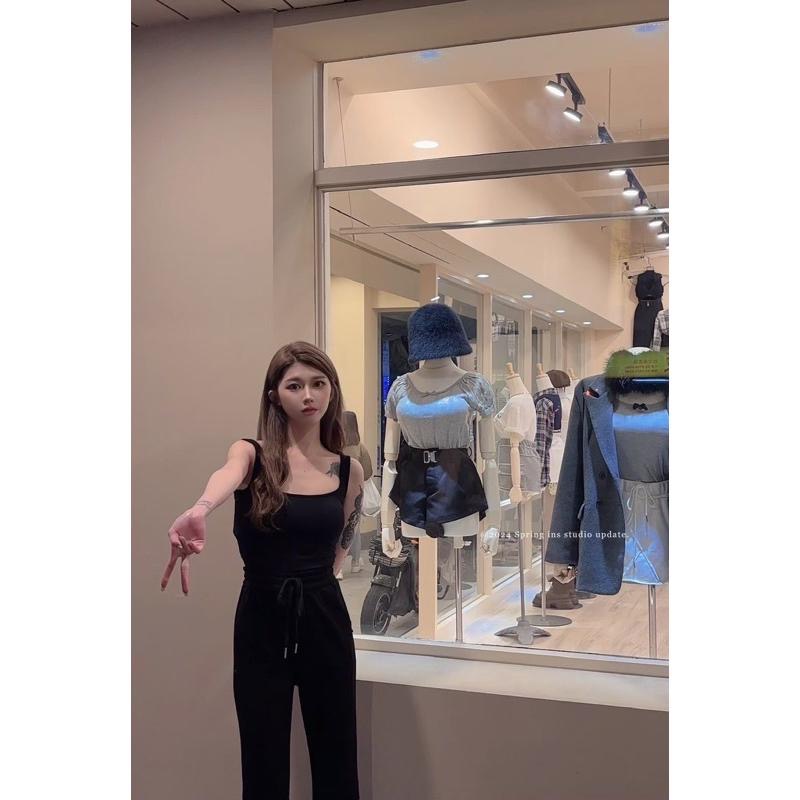 hinaaaa/現貨｜韓系簡約粗肩胸墊背心 素面無袖罩杯小可愛 美背背心 短版背心上衣 夏天女背心 2410-細節圖3