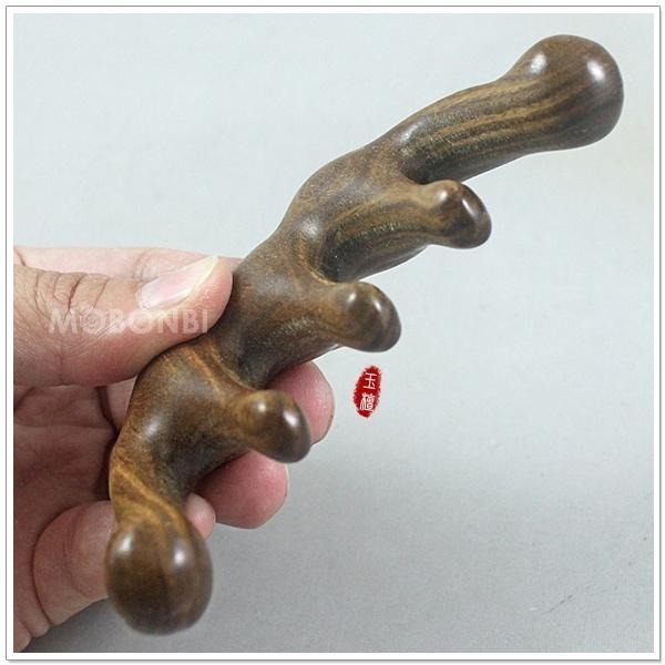 【摩邦比】精品手工綠檀梳 綠檀木梳 頭皮按摩 檀香木梳 原木梳 禮物 綠檀梳 原始點T-W46-細節圖2