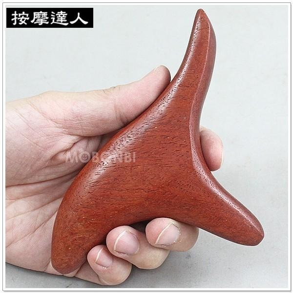 【摩邦比】酸枝木槍型按摩器 穴道按摩 刮痧器 刮痧棒 指壓 推拿 按摩棒 原始點 歡迎團購批發M-06 - 摩邦比生活館 - iOPEN Mall