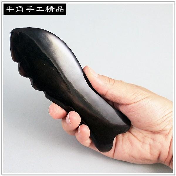 【摩邦比】魚型牦牛角刮痧板(黑) 刮痧片 刮痧棒 刮痧器 刮腿 雕塑 刮手臂刮腿板保健T-B33-細節圖3