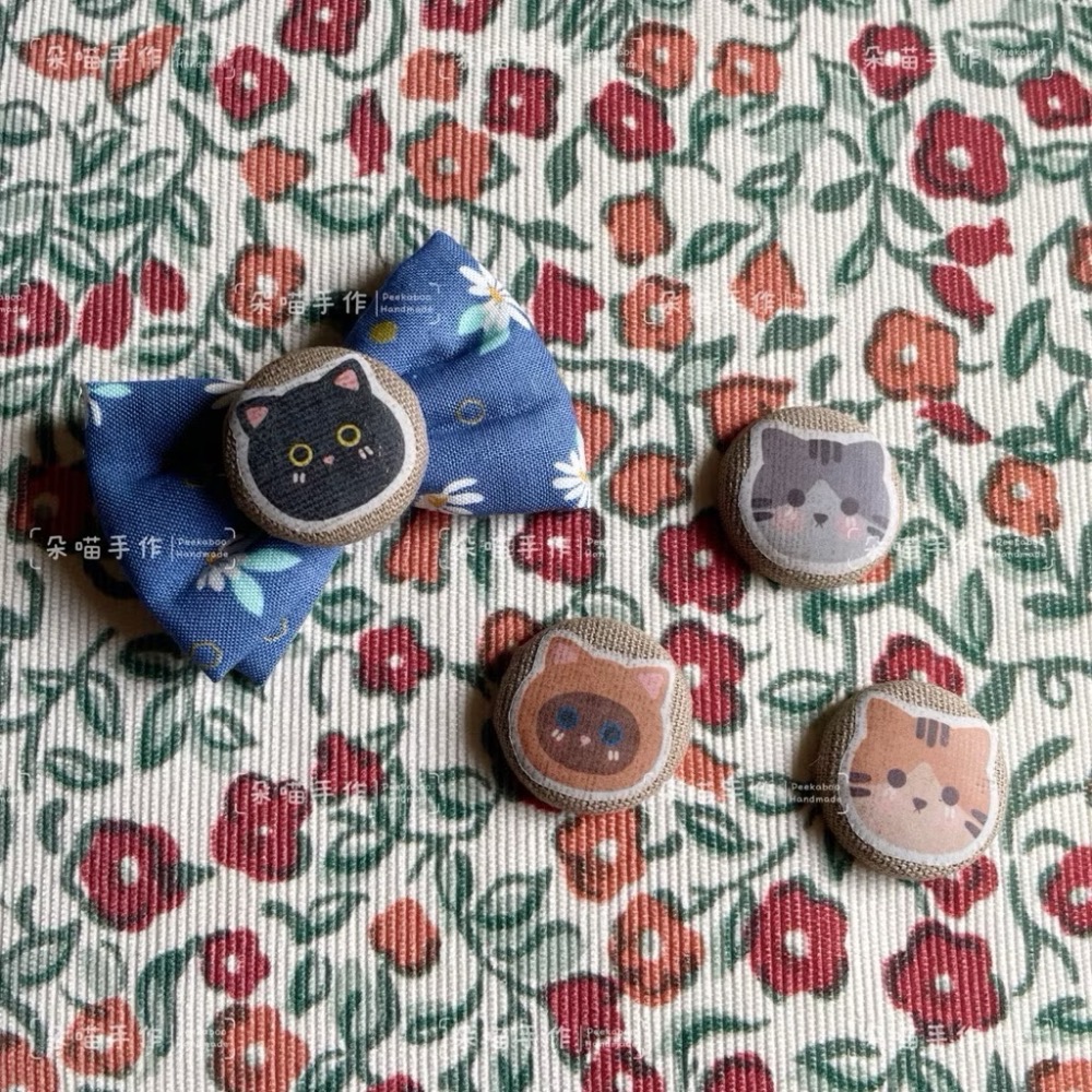 獨家手繪 🐈貓咪 釦釦+藍花蝴蝶結 5色 大綁 小綁 髮夾-細節圖5