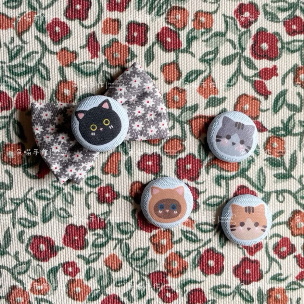 獨家手繪 🐈貓咪 釦釦+灰小星花蝴蝶結 5色 大綁 小綁 髮夾-細節圖2