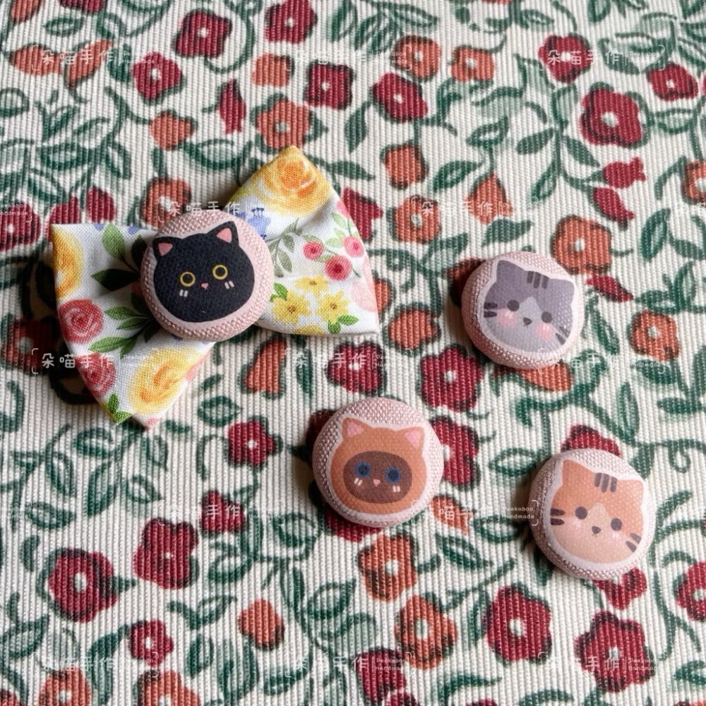 獨家手繪 🐈貓咪 釦釦+彩花蝴蝶結 5色 大綁 小綁 髮夾-細節圖3