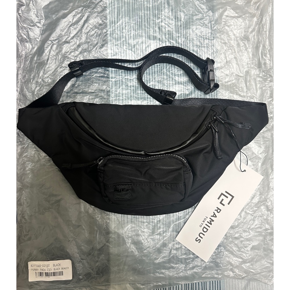 日線RAMIDUS 東京 BLACK BEAUTY黑色 2way FANNY PACK 全新含吊牌❤️-細節圖2