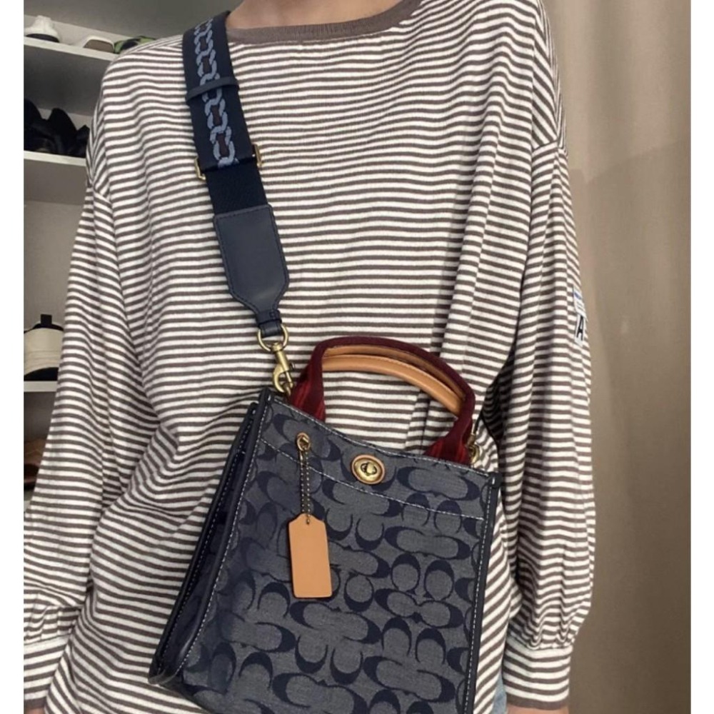 💙寬版 拼接真皮革可拆卸改造包包肩揹帶/寬背帶/斜揹帶/寬肩帶/側背帶 鏈條圖騰 單寧深藍/背帶-細節圖6