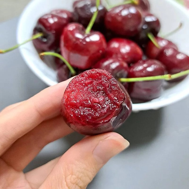 饗鮮樂活-嚴選加州櫻桃 _9.5R (1kg/盒) 【禮盒附提袋】-細節圖3