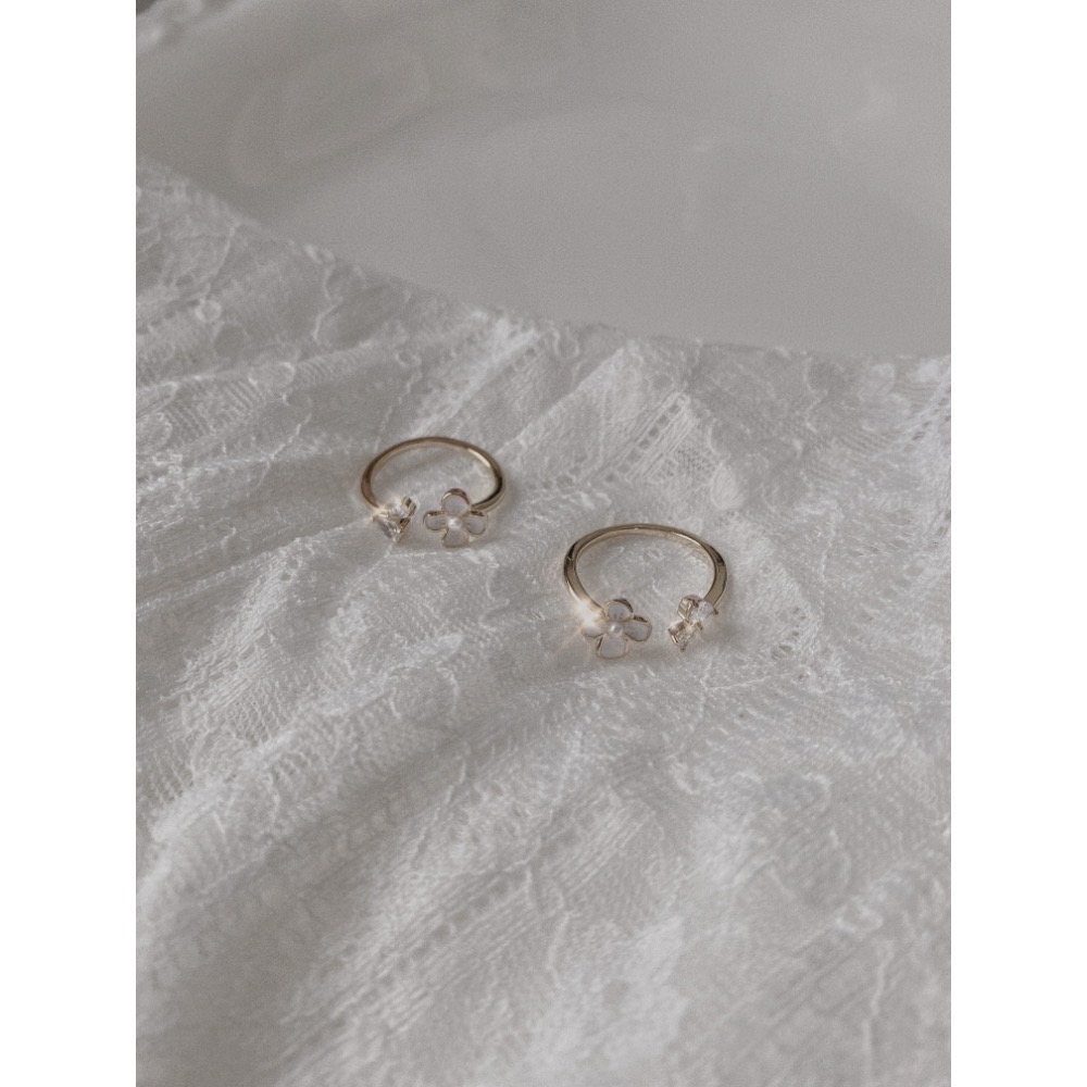 𝟐𝟓𝟒𝟐𝟕𝒂𝒄𝒄 ꕤ︎︎·͜·-花開半夏小花花開口 可調節戒指💐-細節圖4