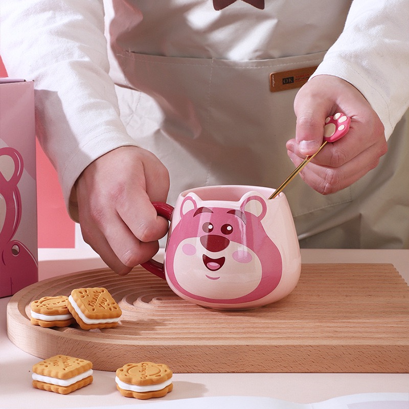 ［Be Woman]現貨 正版授權 迪士尼 熊抱哥 草莓熊 馬克杯 500ml 盒裝-細節圖3