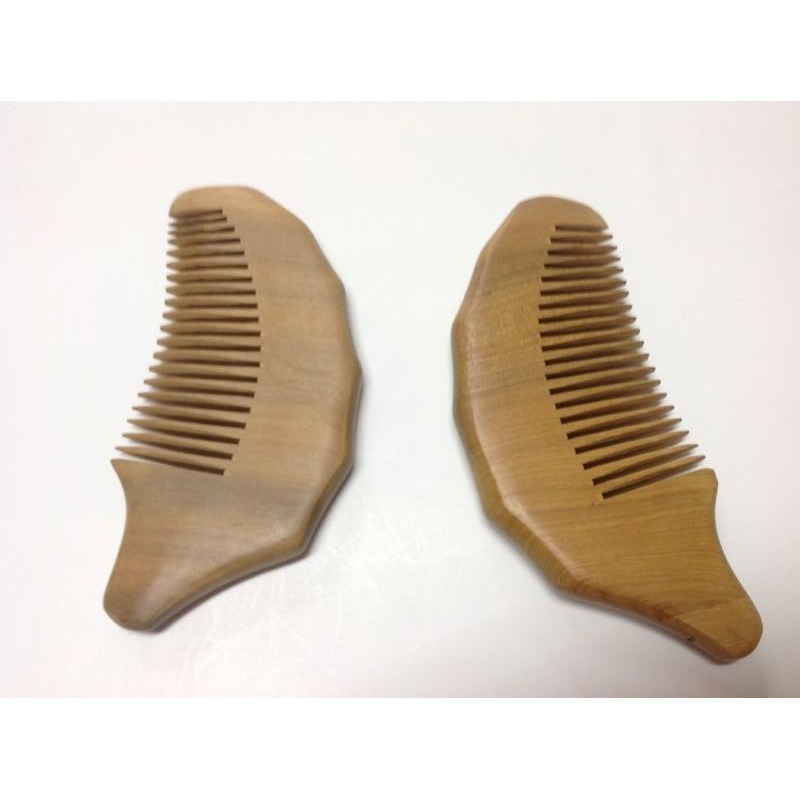 【虎達麥皂陪省團】梢楠木 梳子 台灣-細節圖2