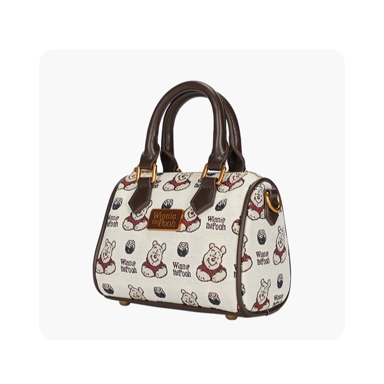 Disney迪士尼 Winnie the Pooh 經典刺繡波士頓包(滿版)-細節圖3