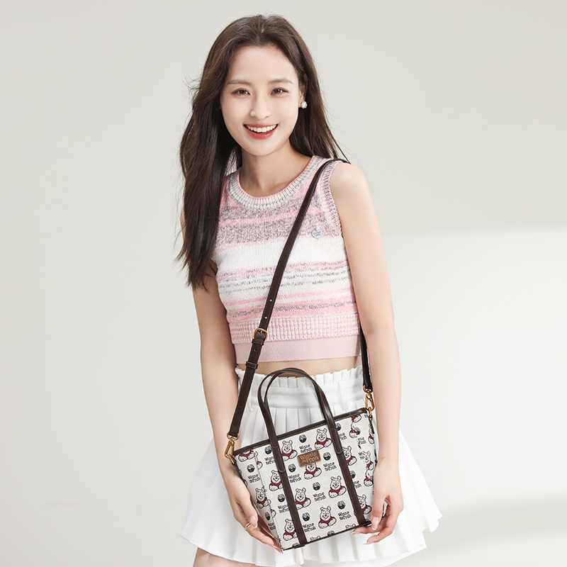 Disney 迪士尼 Winnie the Pooh 質感托特包-滿版-細節圖3