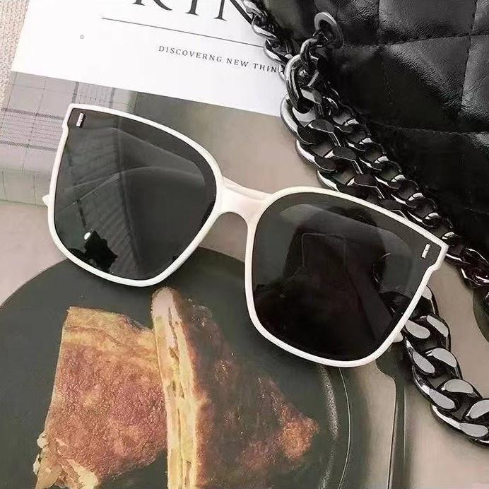 Number28 - 韓版鉚釘裝飾側文字造型眼鏡 282290-細節圖2