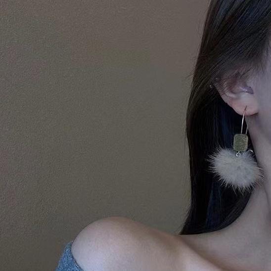 Number28 - 耳環 毛球木塊垂墜式耳環 283025-細節圖3