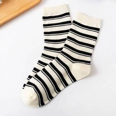 Number28 - 可愛風笑臉中筒襪子 282513-細節圖4