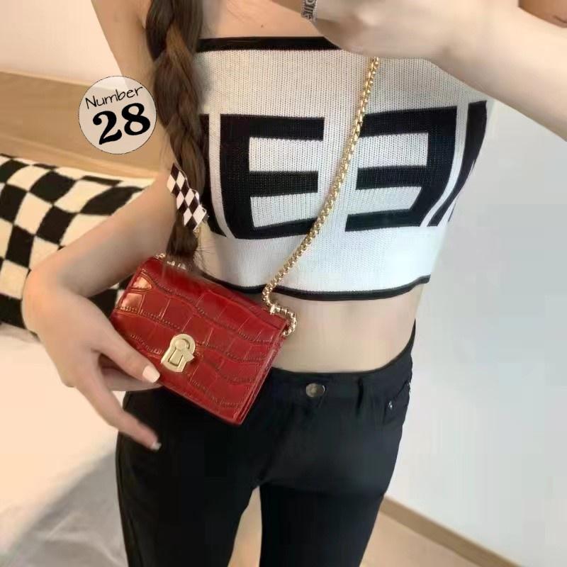 Number28 - 韓版新款仿鱷魚紋鍊條小廢包 282275-細節圖5