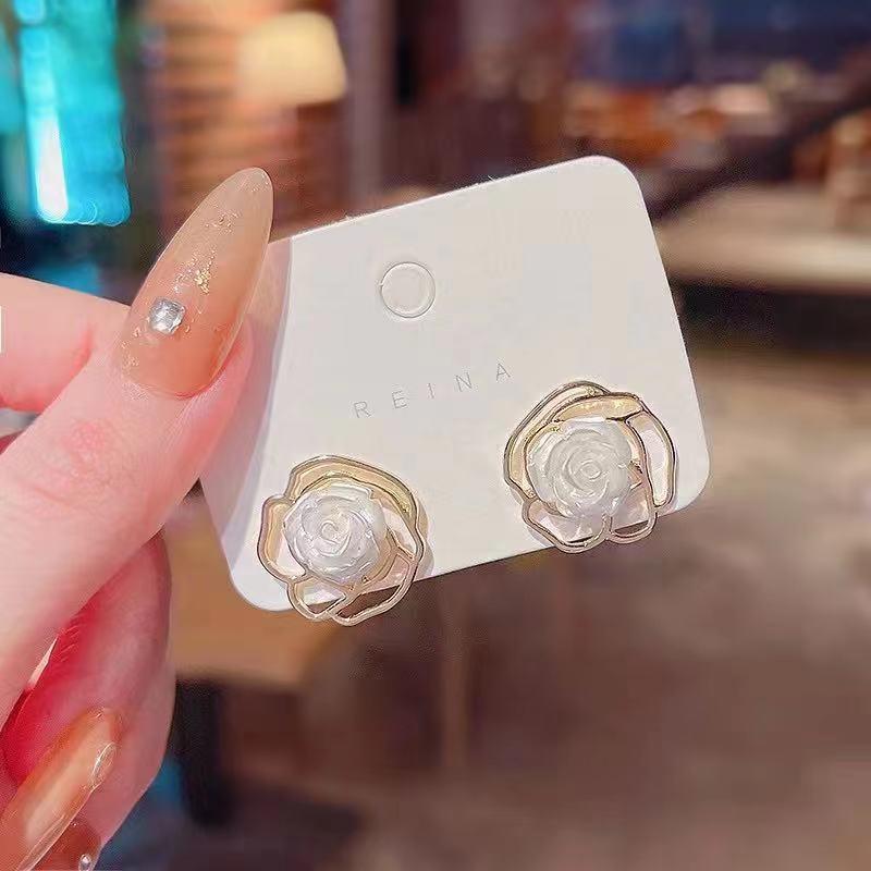 Number28 - 耳環 金邊花朵造型耳針式抗過敏耳環 282459-細節圖2