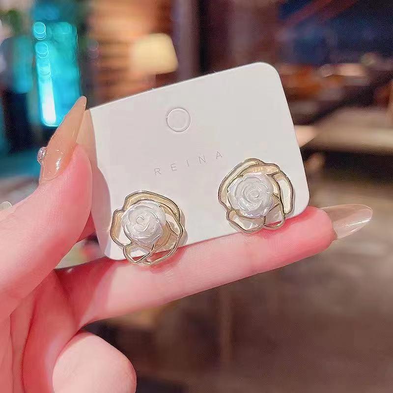 Number28 - 耳環 金邊花朵造型耳針式抗過敏耳環 282459-細節圖4