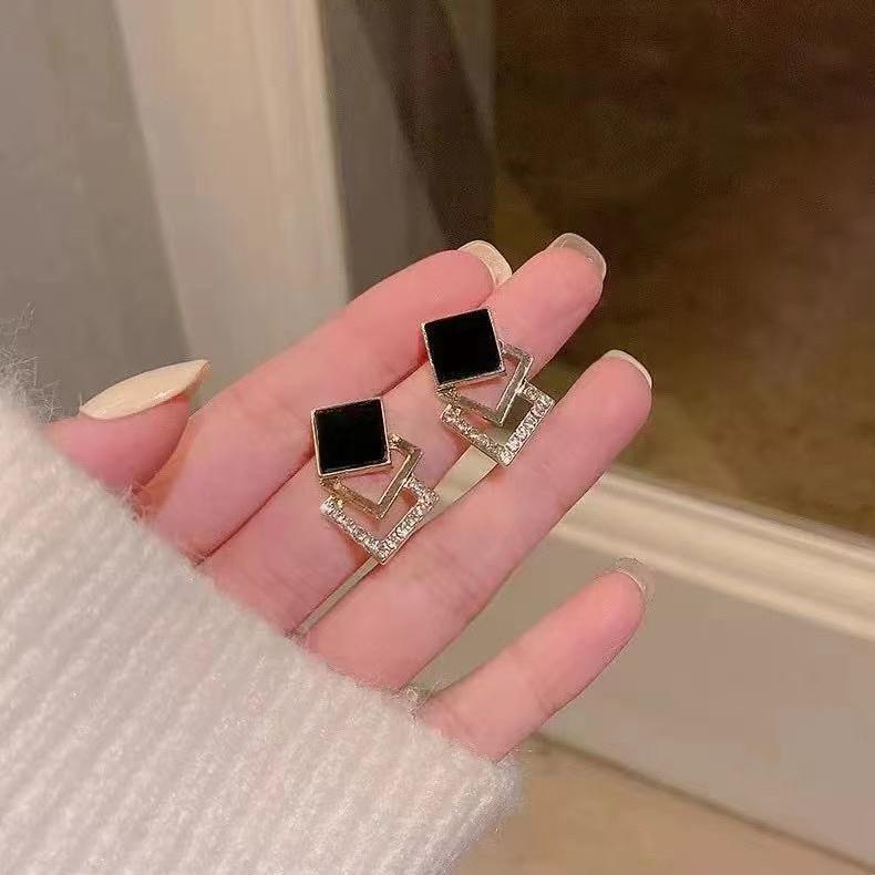 Number28 - 耳環 3正方形排列組合耳針式抗過敏耳環 282449-細節圖6