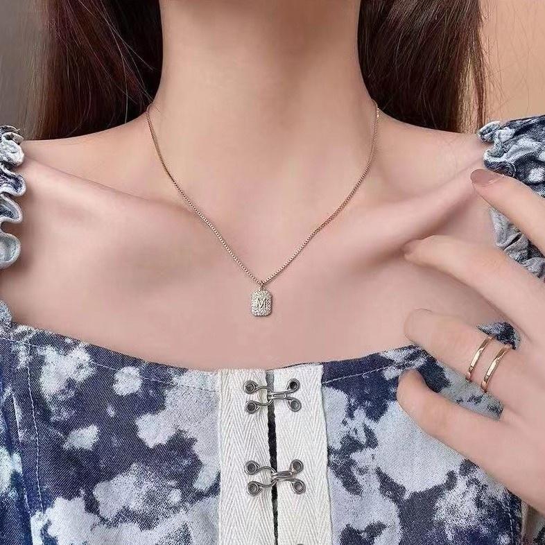 Number28 - 項鍊 韓版M字母鎖骨項鍊 282471-細節圖5