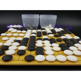 【圍棋本舖】圍棋入門組 13路/9路雙面棋盤+練習級霧面輕棋90顆+塑膠罐/28號棋子厚度/貼面棋盤/台灣製造-細節圖3