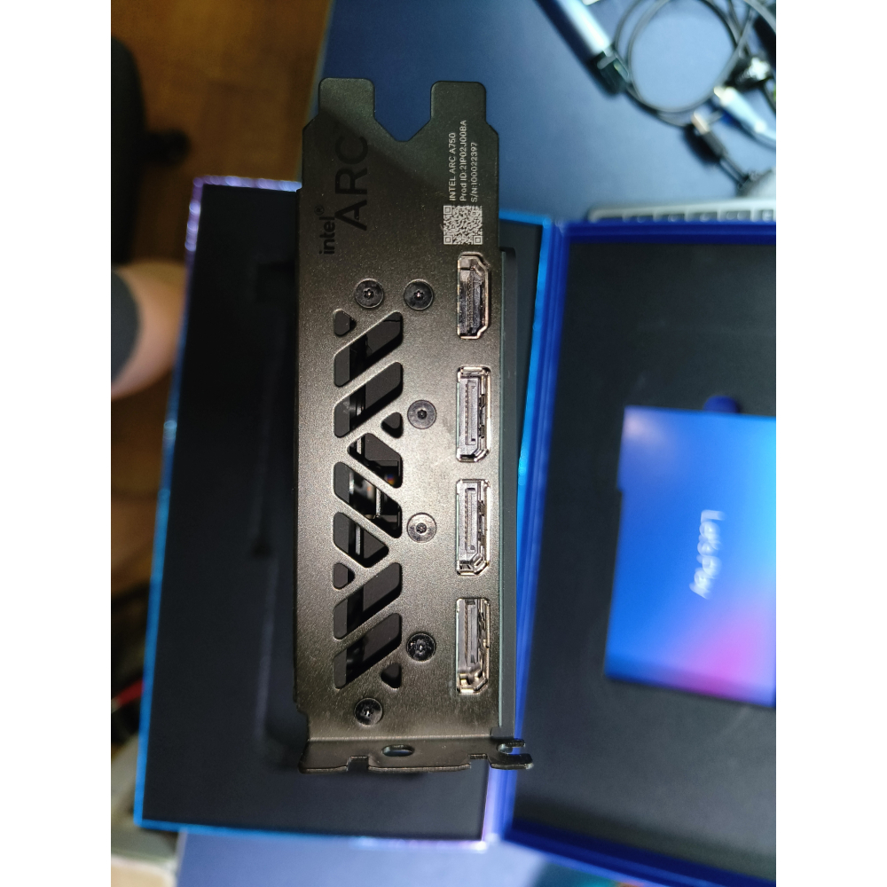 intel arc a750 8G-細節圖5