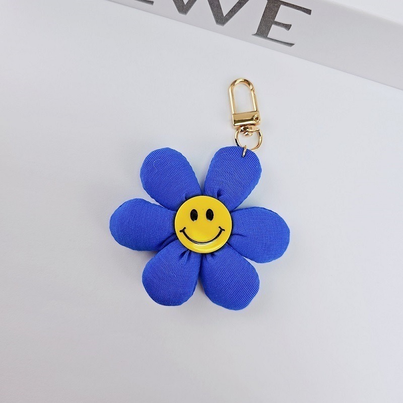 韓國進口 現貨♡ 布藝笑臉花朵鑰匙扣 花朵吊飾 正韓吊飾 微笑花朵 包包吊飾 花朵吊飾 鑰匙圈 掛飾-規格圖3