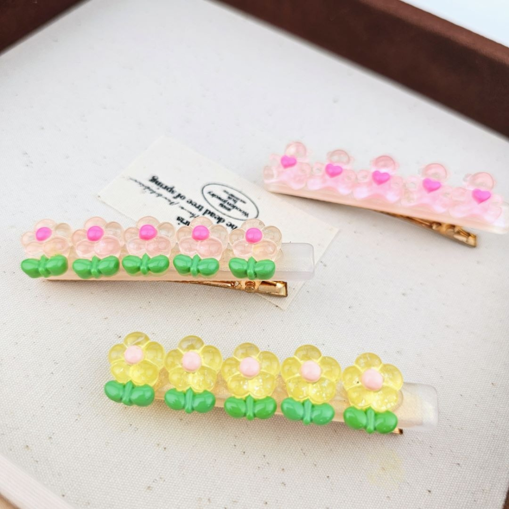 韓國進口 現貨♡ 糖果色花朵小熊髮夾 韓國飾品 壓克力彈簧夾 花朵髮夾 一字夾 邊夾 壓夾 鴨嘴夾-細節圖3
