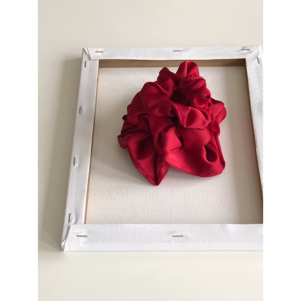 正韓 現貨♡ 好看很有氣質的酒紅色緞面大腸髮圈 韓國飾品 大腸圈 韓國髮圈-細節圖3