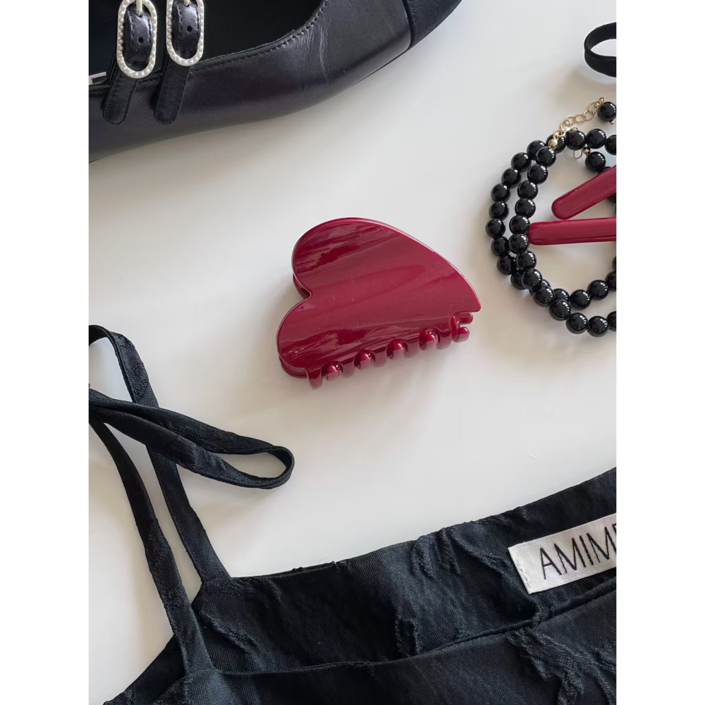 𝐬.𝒘🌹正韓 現貨♡ 法式復古感亮面愛心抓夾 韓國髮飾 韓國抓夾 愛心髮飾-細節圖5