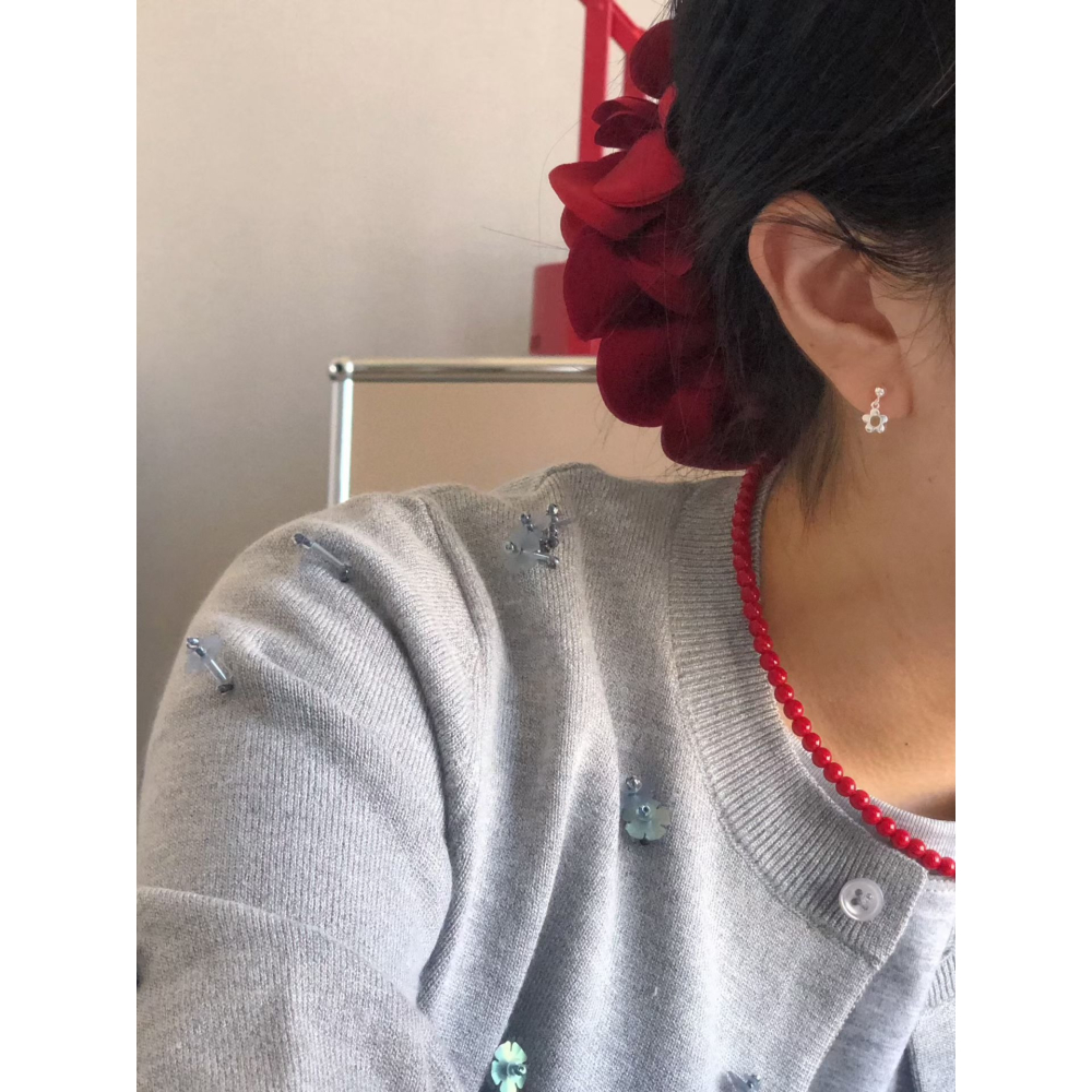 𝐬.𝒘🌹正韓 現貨♡ 立體花瓣緞面大腸髮圈 韓國飾品 大腸圈 韓國髮圈-細節圖3