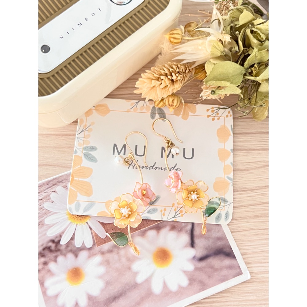 Padico 星之雫 星の雫# UV膠 水晶花 銅線花 繞線 珠光五瓣花耳環 耳針 耳夾 耳勾-細節圖2