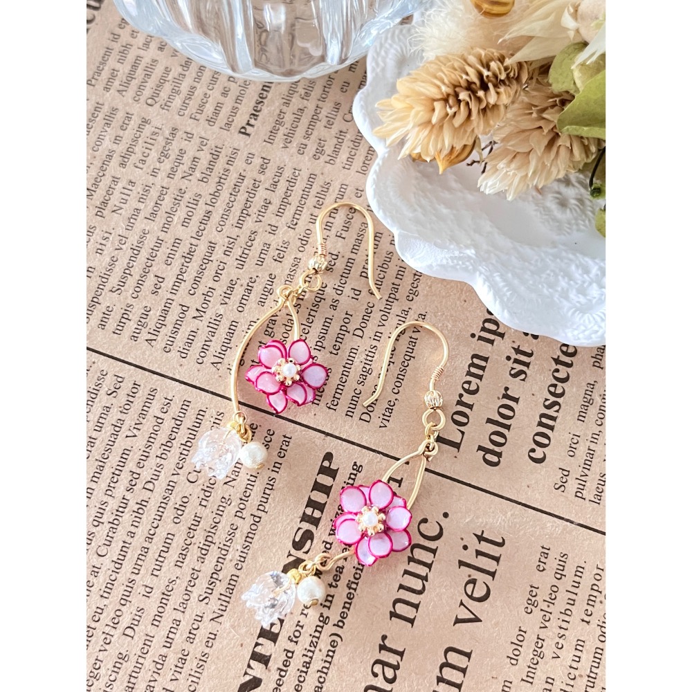 Padico 星之雫 星の雫# UV膠 水晶花 繞線 銅線花 擺動鈴蘭花朵🌺耳環 耳針 耳夾 耳勾-規格圖5