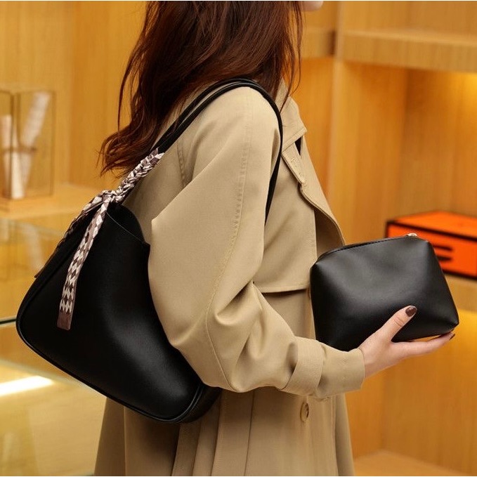 「H」簡約水桶包 高質感 百搭包 大容量包 肩背包 腋下包-細節圖2