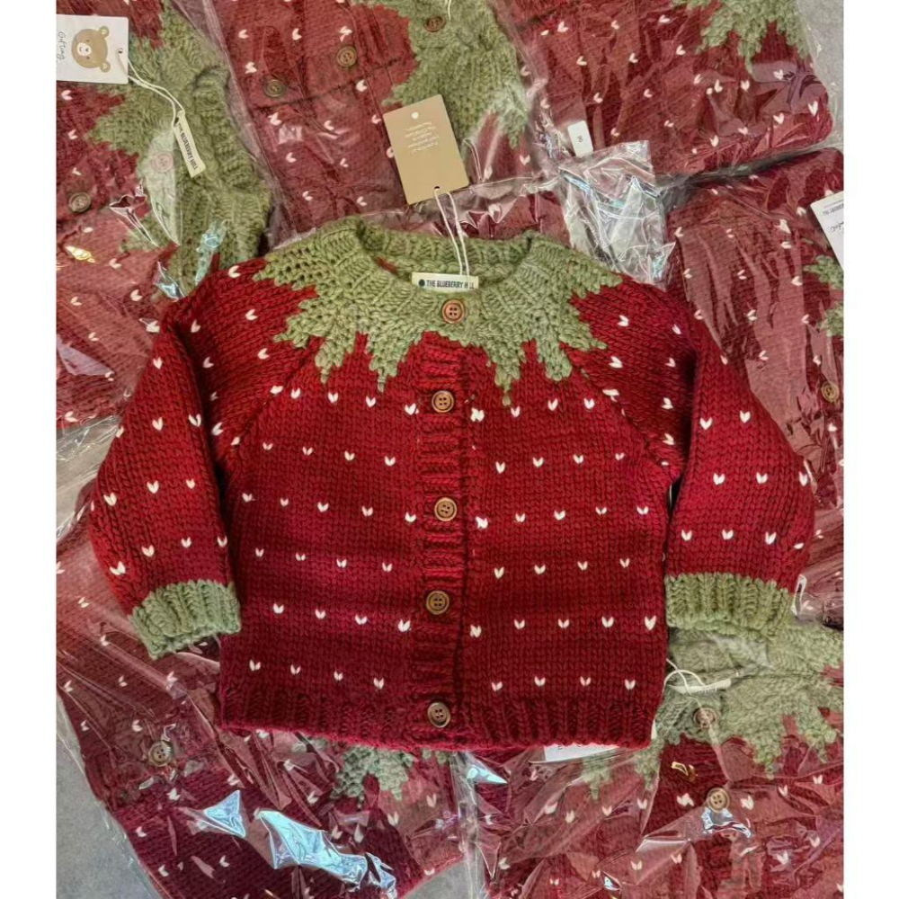 現貨  blueberry hill草莓毛衣外套上衣-細節圖5