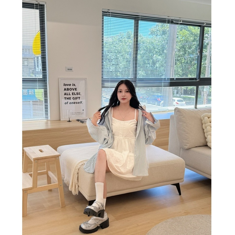 bunny_stall (現貨)嬌小女孩請入手的緹花收腰吊帶裙+寬鬆顯瘦條紋襯衫/S-L-細節圖5