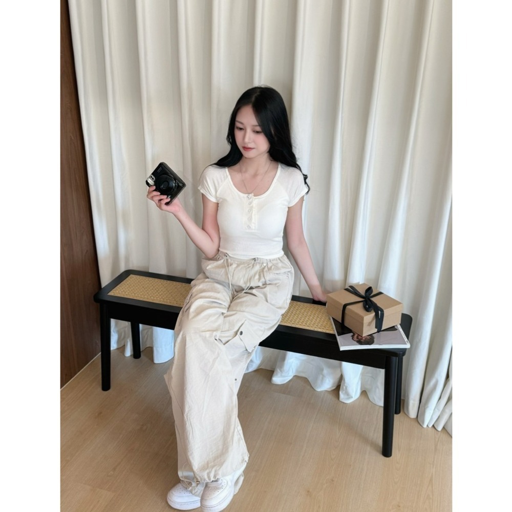 bunny_stall (現貨)夏天要來一件的率性設計感鬆緊腰工裝褲/3Colors/S-L-規格圖9