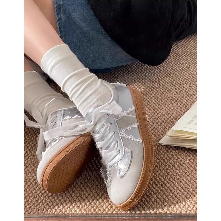 bunny_stall (現貨)🌟令人為之一亮的蕾絲拼接德訓鞋小白鞋-細節圖3