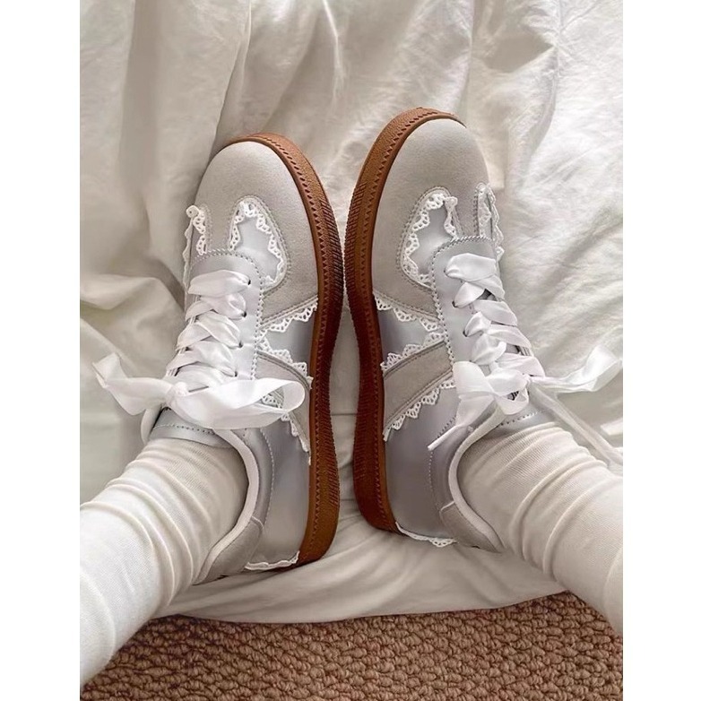 bunny_stall (現貨)🌟令人為之一亮的蕾絲拼接德訓鞋小白鞋-細節圖6