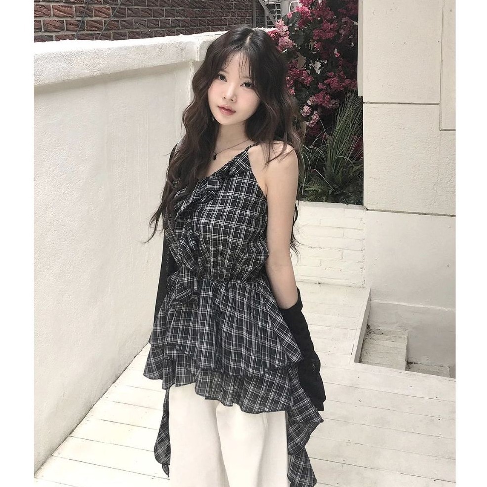 bunny_stall 法式格紋收腰款不規則下擺吊帶背心/S-M-細節圖8