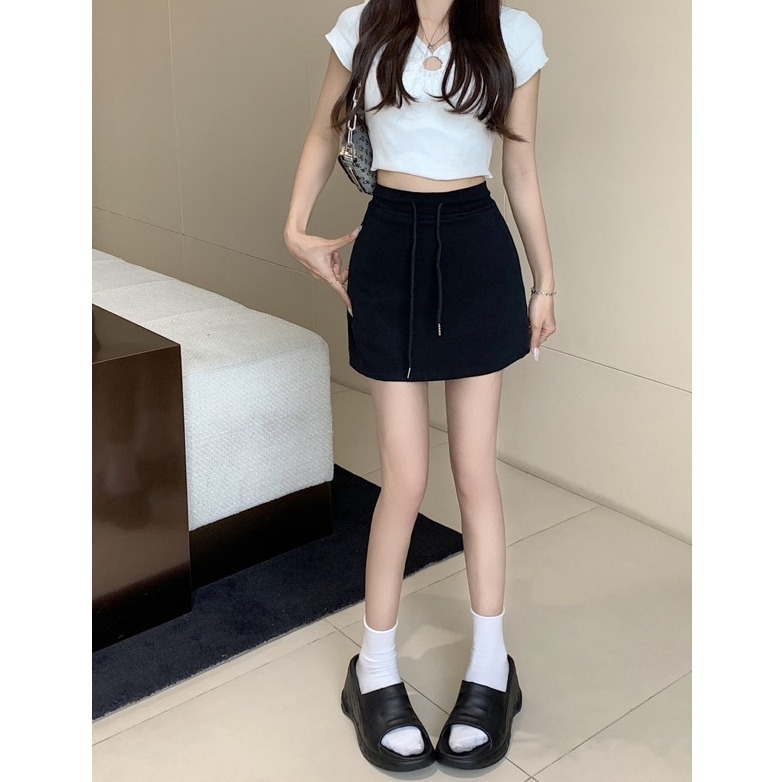 bunny_stall (現貨)最百搭的經典三色鬆緊腰抽繩包臀短裙/有安全褲-細節圖3