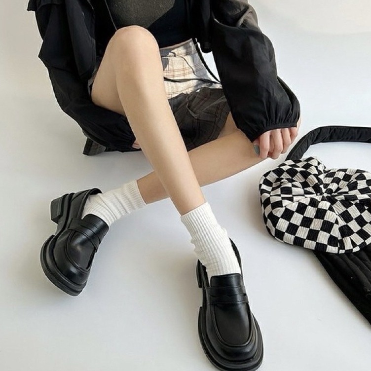 bunny_stall 人見人愛🖤穿起來輕巧舒適的百搭厚底鞋樂福鞋-細節圖4