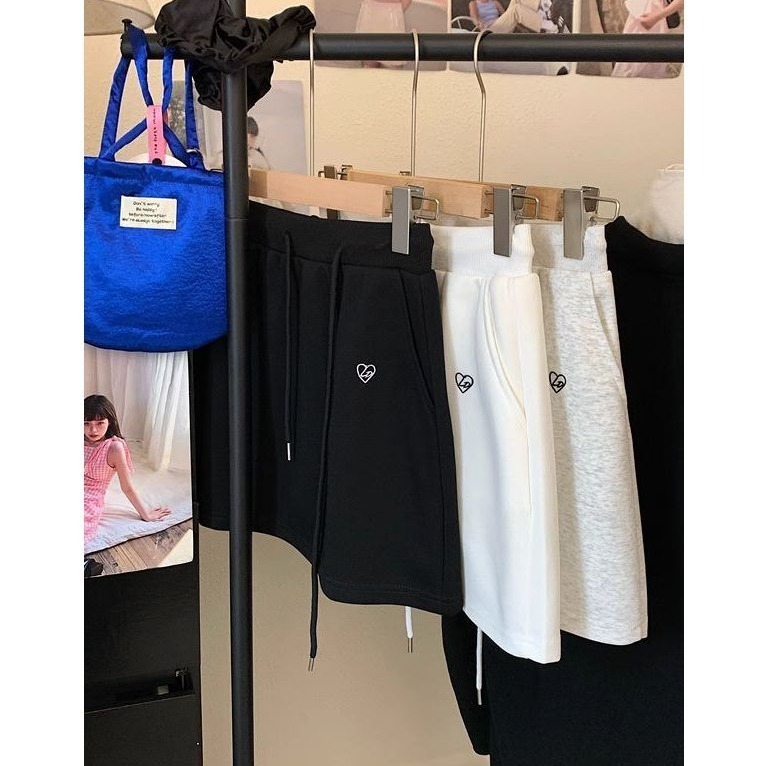 bunny_stall (現貨)細緻愛心小刺繡鬆緊腰抽繩休閒短裙/S-XL-細節圖7